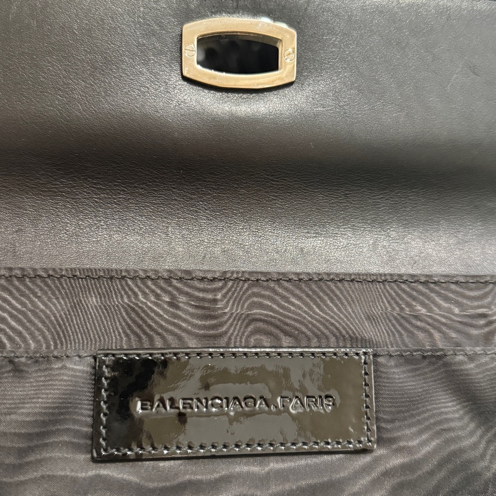 AUTH BALENCIAGA PATENT LEATHER BLACK CLUTCH BAG LONG SILVER LOCK + MIRROR DUSTER - Picture 15 of 16